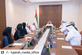 Mohammed Al Sharqi chairs the meeting of the Board of Trustees of the Fujairah fine arts  Academy  and reviews its plans and programs