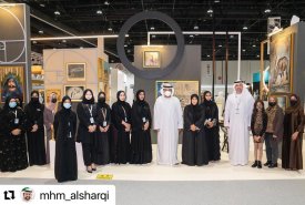 The Crown Prince of Fujairah visits the Fujairah Arts Academy's pavilion at the Abu Dhabi International Hunting and Equestrian Exhibition