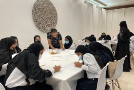 Professor Abdul Mohsen Nassar presented a workshop In the art of Arabic calligraphy, entitled (Arabic Calligraphy Decorations and Letters), organized by the Fujairah Creative Center at their headquarters