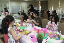 Fujairah  Fine Arts Academy organized a manual workshop in the drawing department under the supervision of Ms. Khulood Al Naqbi