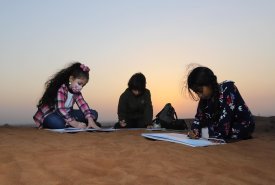 The Fujairah fine arts  Academy  organized workshops in drawing and Arabic calligraphy, as well as a musical session on the oud and qanun instruments   