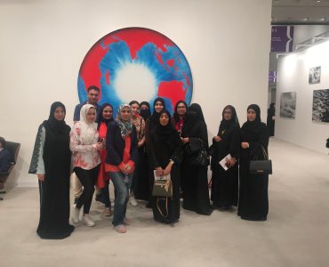 Visit of professors and students of the Visual Arts Department of Abu Dhabi Art Exhibition