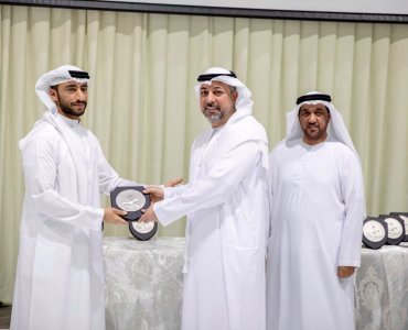 the Fujairah Federal Court of First Instance honored the Fujairah Fine Arts Academy, represented by His Excellency Ali Obaid Al Hafiti - General Director of the Academy, through a ceremony honoring the strategic partners in the Al Bayt Al Awahid Hall in t