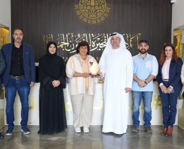 The former Egyptian Minister of Culture visits the Fujairah Arts Academy