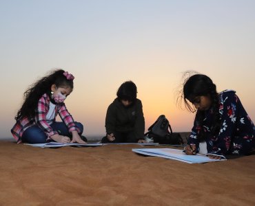 The Fujairah fine arts  Academy  organized workshops in drawing and Arabic calligraphy, as well as a musical session on the oud and qanun instruments   